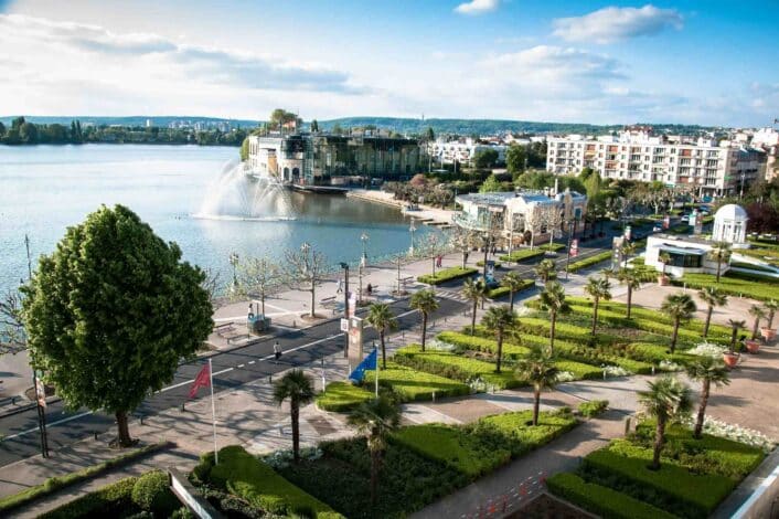 ENGHIEN LES BAINS - Nohée